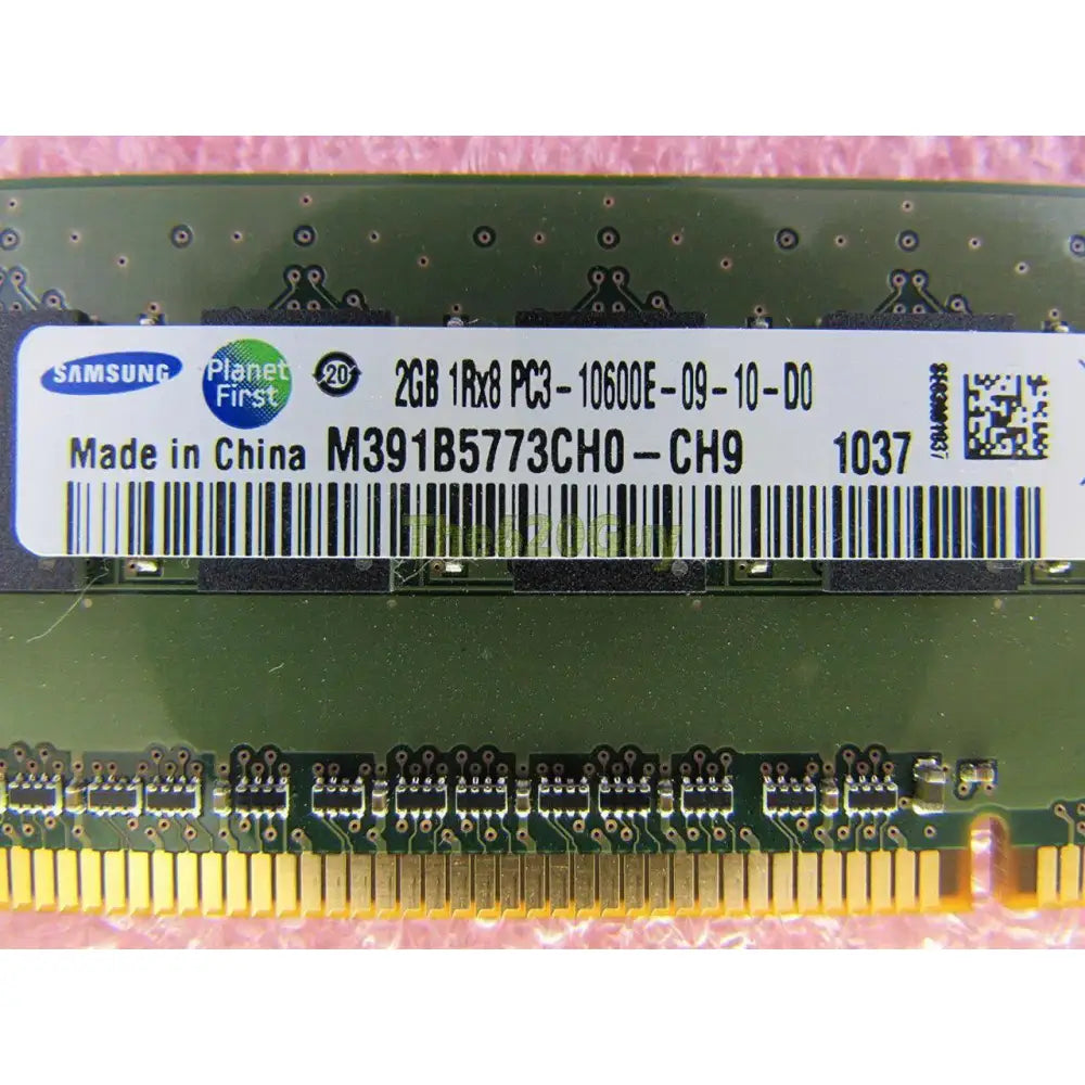 Paměť micron hp 4gb ddr4 ecc rdimm s modulem samsung 2gb pc3-10600e se zeleným plošným spojem a zlatými kontakty
