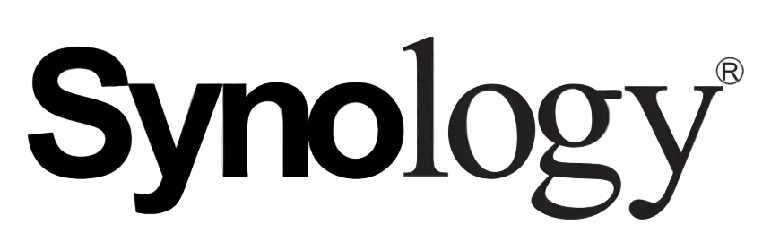 Logo Synology na tmavém pozadí